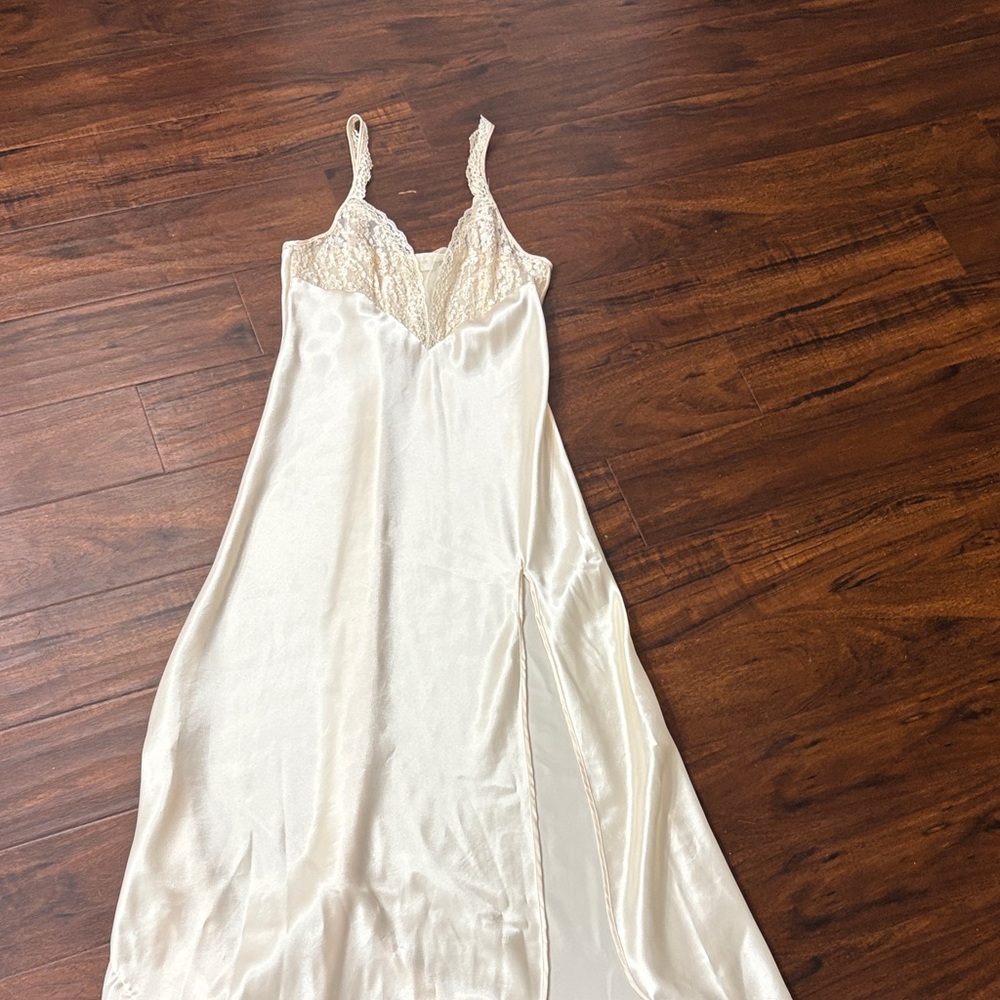 Vintage Victoria's Secret Cream Satin Slip